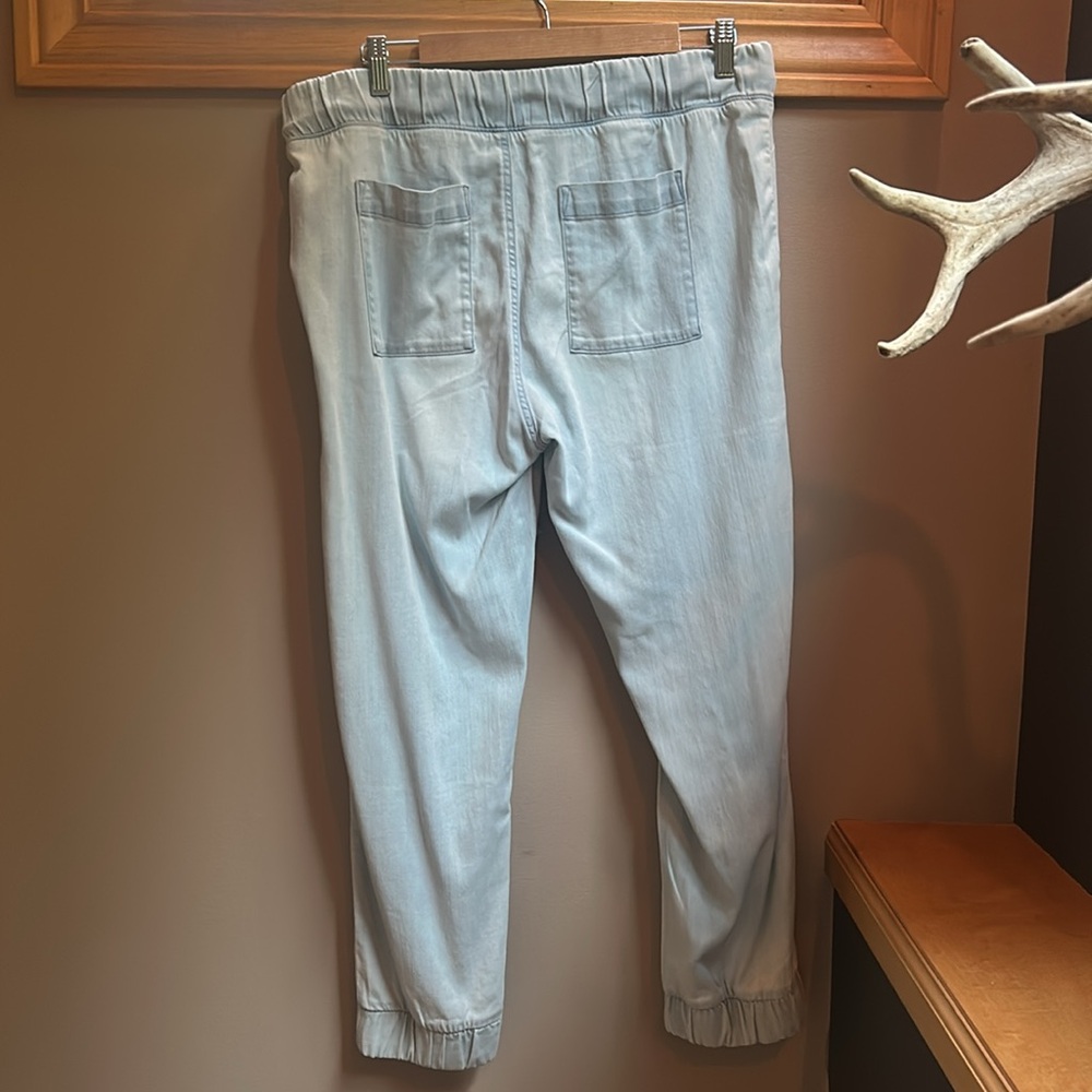Bella Dahl Joggers - Sky Blue - Picture 4 of 4